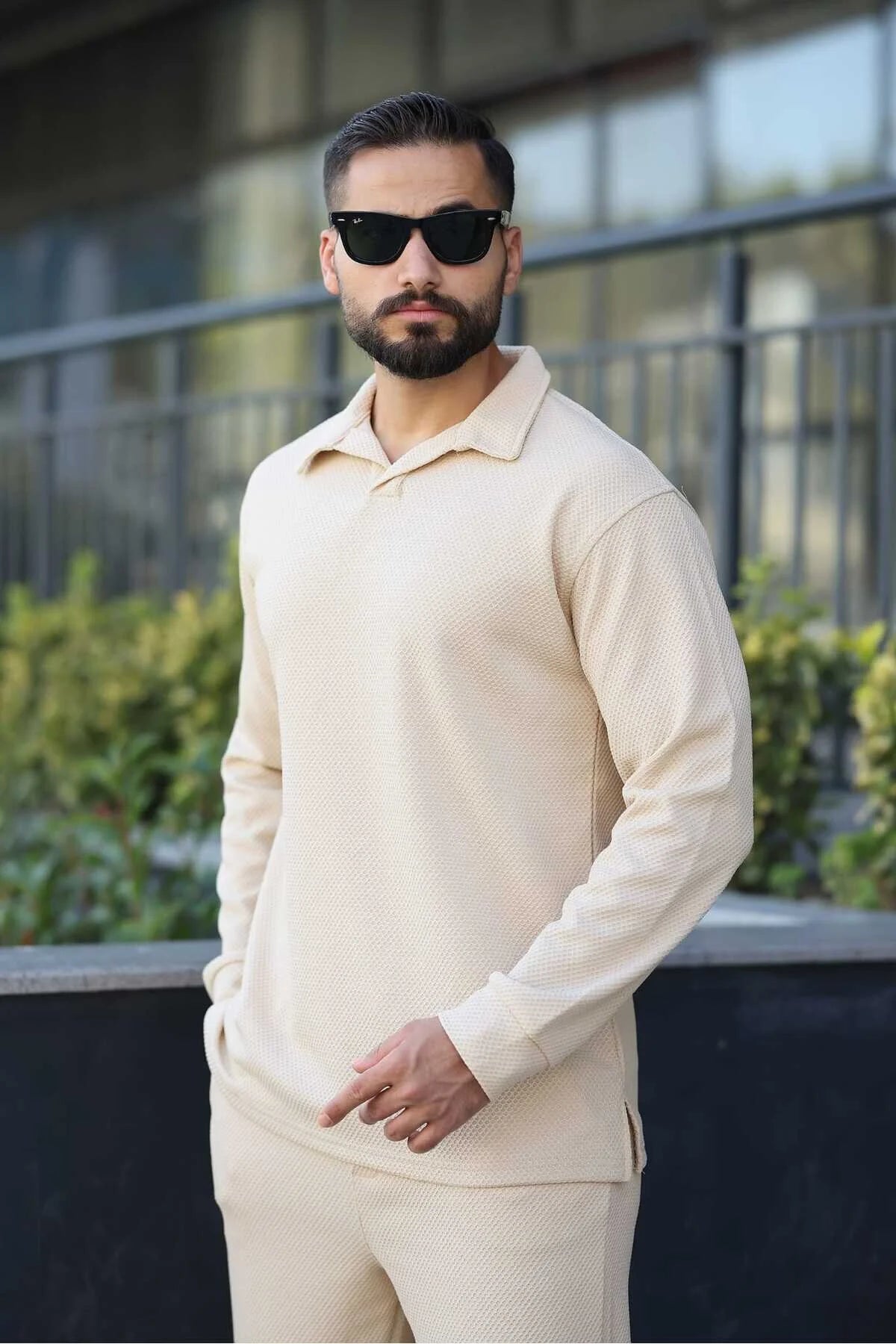 Petekli Alt Üst Pantolon ve Patlı Yakalı Erkek Sweat Takımı