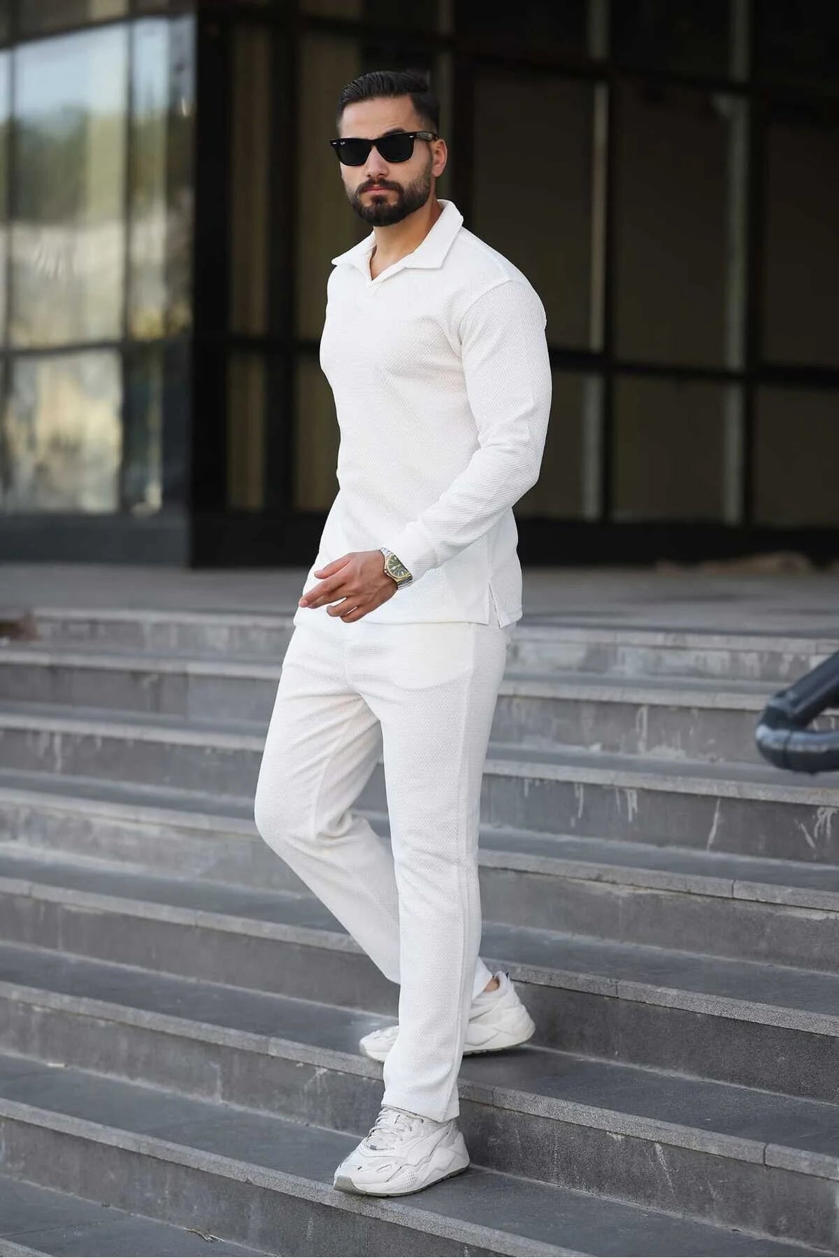 Petekli Alt Üst Pantolon ve Patlı Yakalı Erkek Sweat Takımı