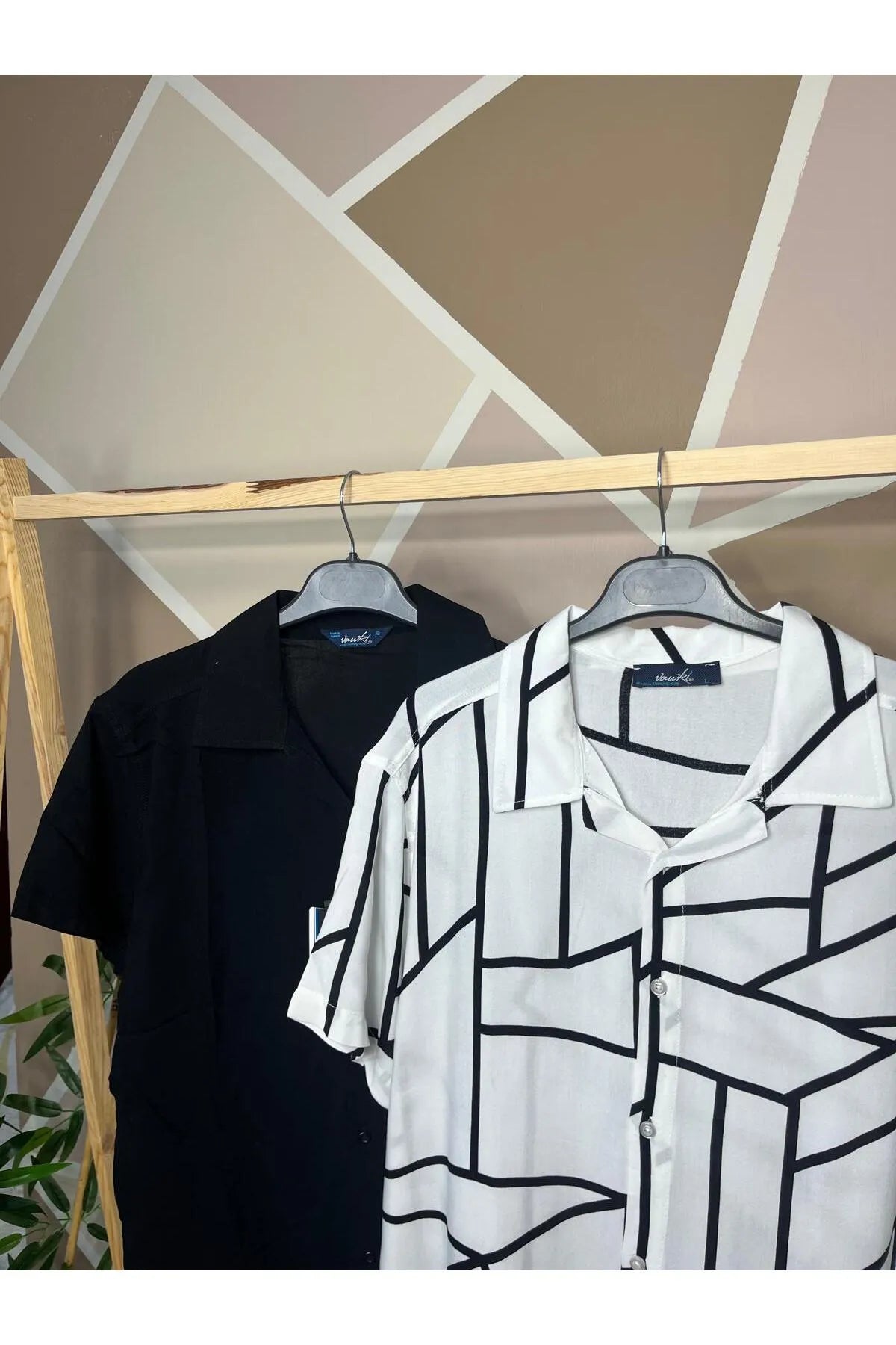 Erkek İkili Apaş Yaka Düz ve Desenli Viskon Gömlek