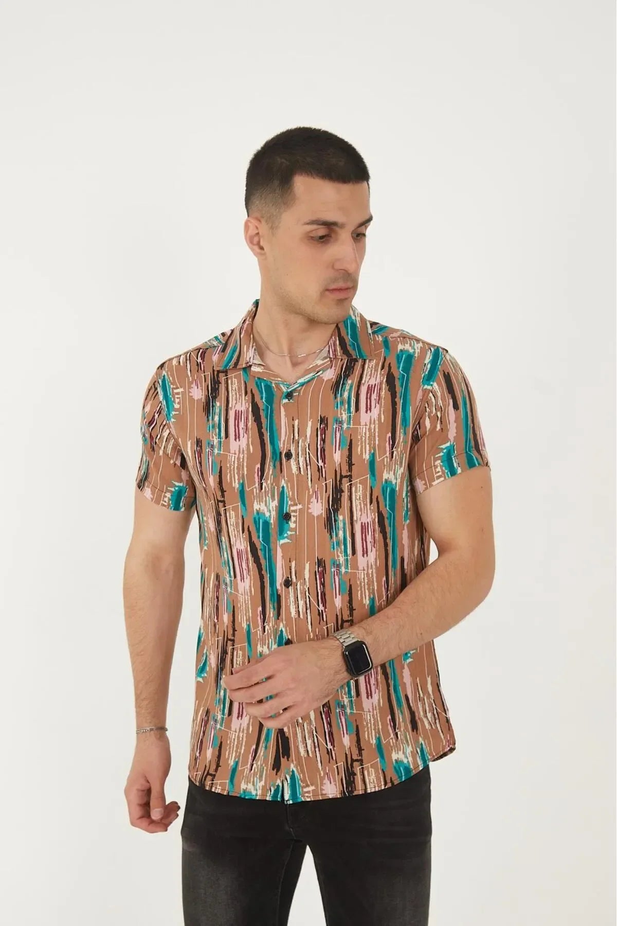 Erkek Apaş Yaka Desenli Viskon Gömlek