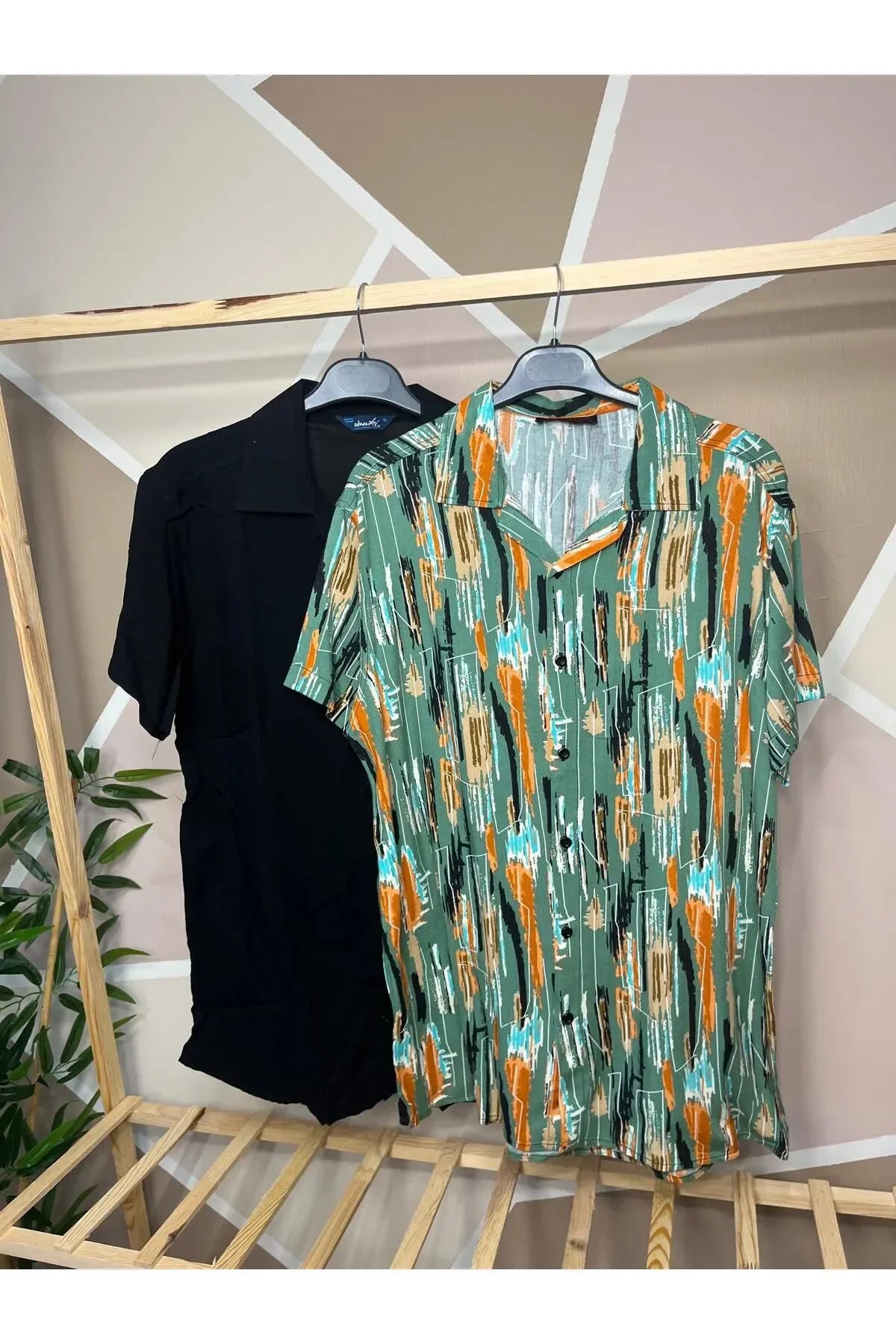 Erkek İkili Apaş Yaka Düz ve Desenli Viskon Gömlek